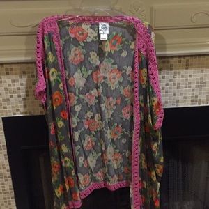 Ivy Jane floral kimono